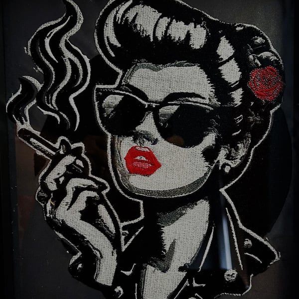 50's Lady, Smoking Hot!