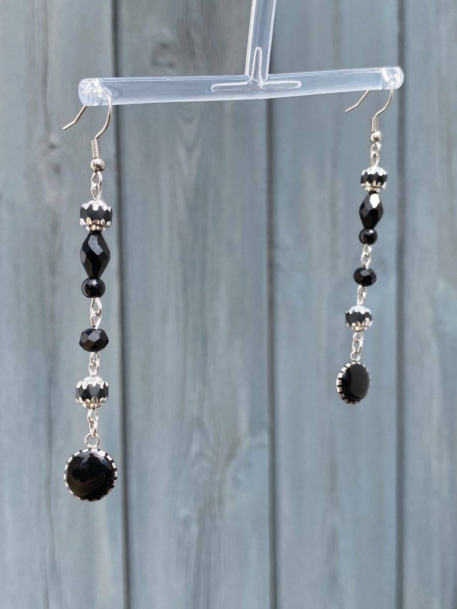 Varni - Gothic Earrings 