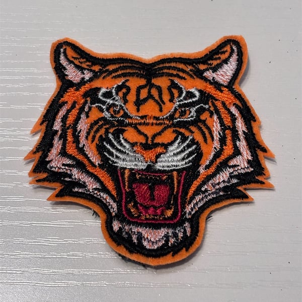 Fierce Tiger Roar – Bold Embroidered Patch