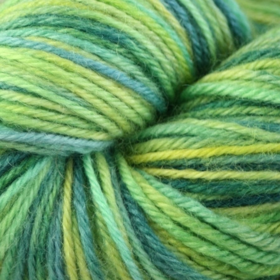 Green Glow - DK Bluefaced Leicester yarn