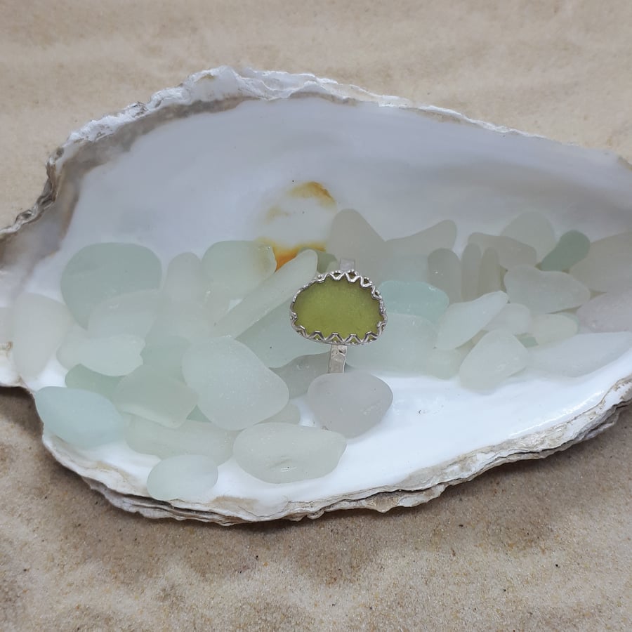 Light yellow gold, green sea glass ring SG7