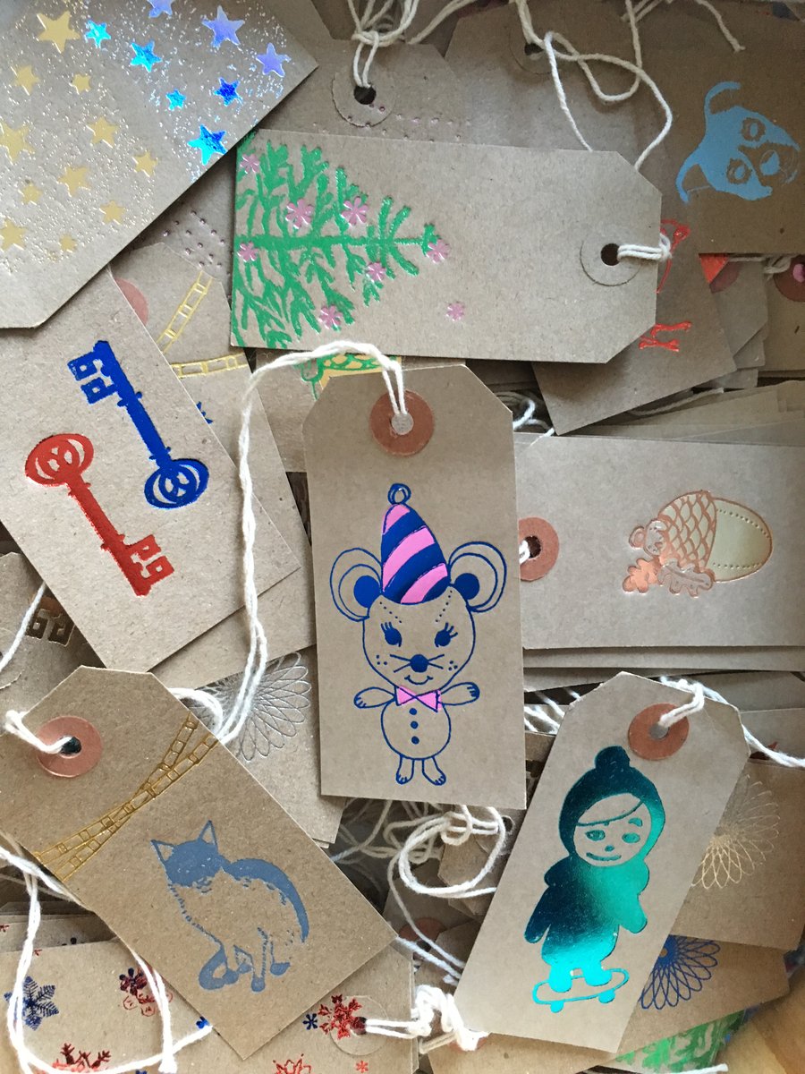 10 x foil blocked Christmas gift tags 