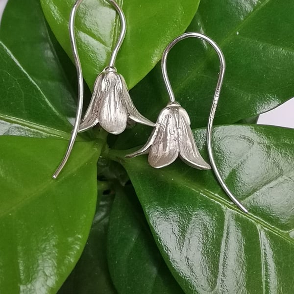 Bell Flower in Silver