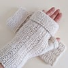 Fingerless Gloves Mitts Wrist Warmers in Ivory