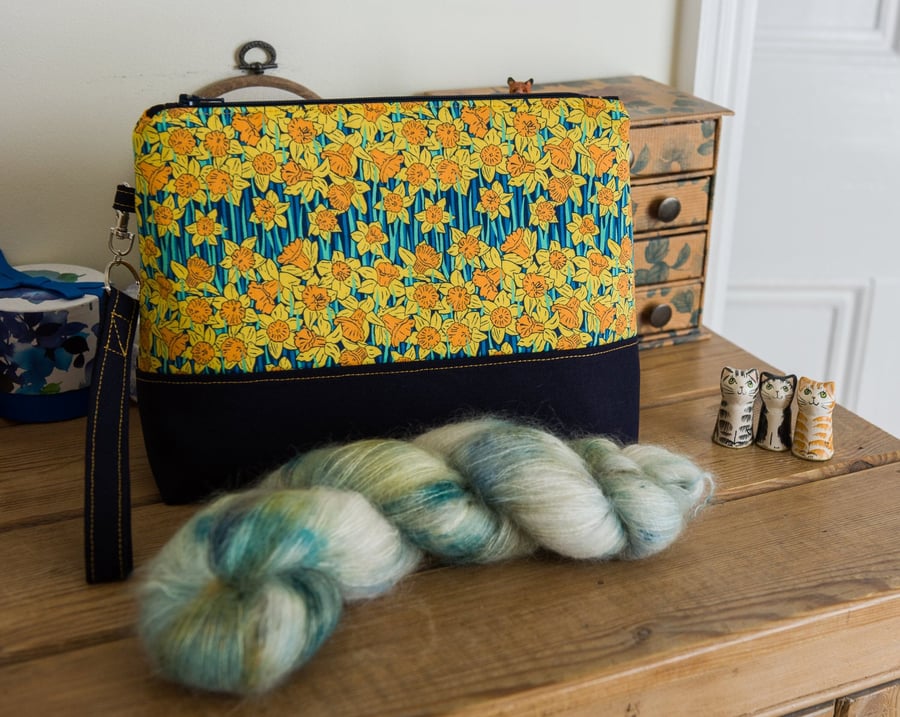 Project bag - a zip pouch featuring Liberty daffodils with detachable wristlet