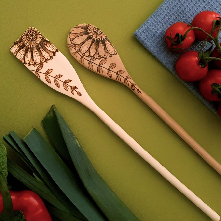 Wooden Cooking Utensils Set (large) A Daisy, Wooden Spoon and Spatula Set.