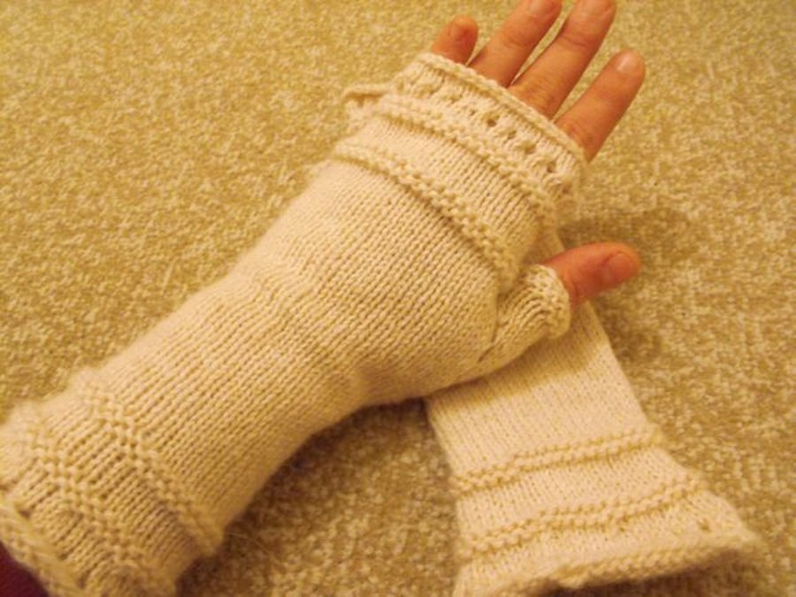 SALE: hand knitted fingerless gloves - organic wool and alpaca 