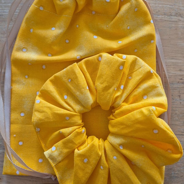 Handmade Scrunchie and Pouch Bag Set