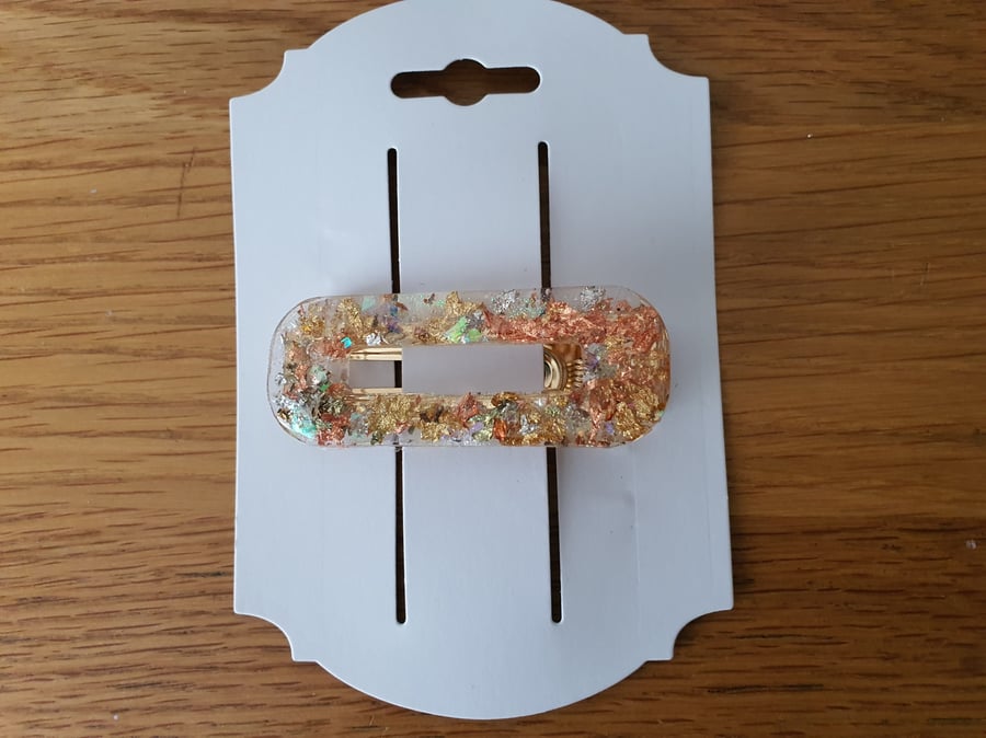 Pretty Alligator Hair Clip With Mixed Gold Leaf 