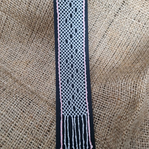 Bobbin Lace Bookmark in White and Pink