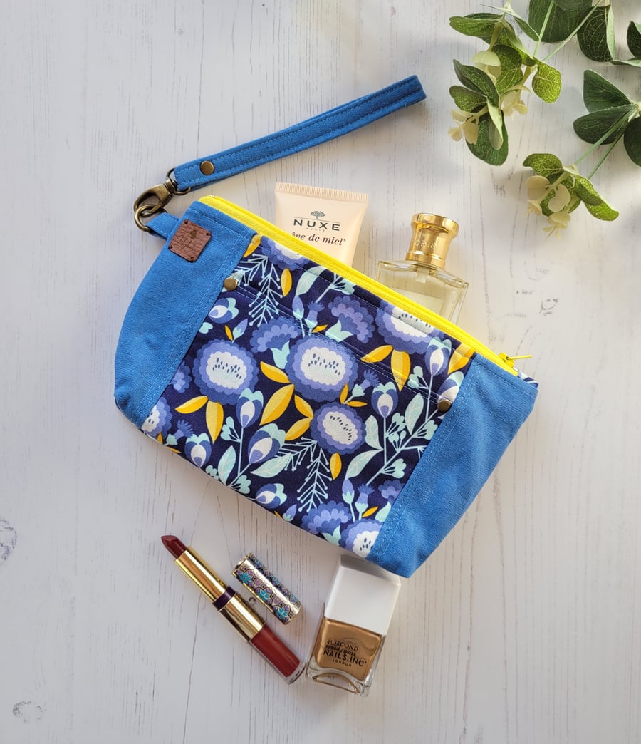 Norfolk pouch - clutch bag - make up bag - small organiser bag 