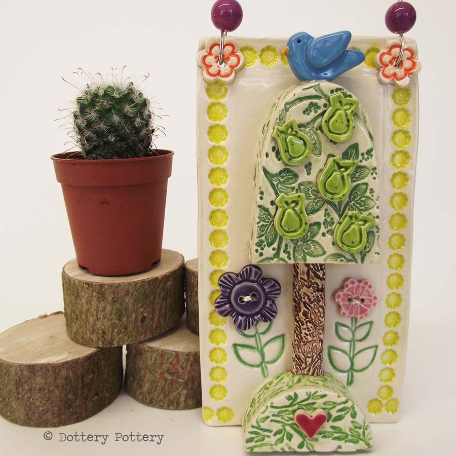 Pottery Bird Wall Plaque Garden Gift Ceramic hanging decoration