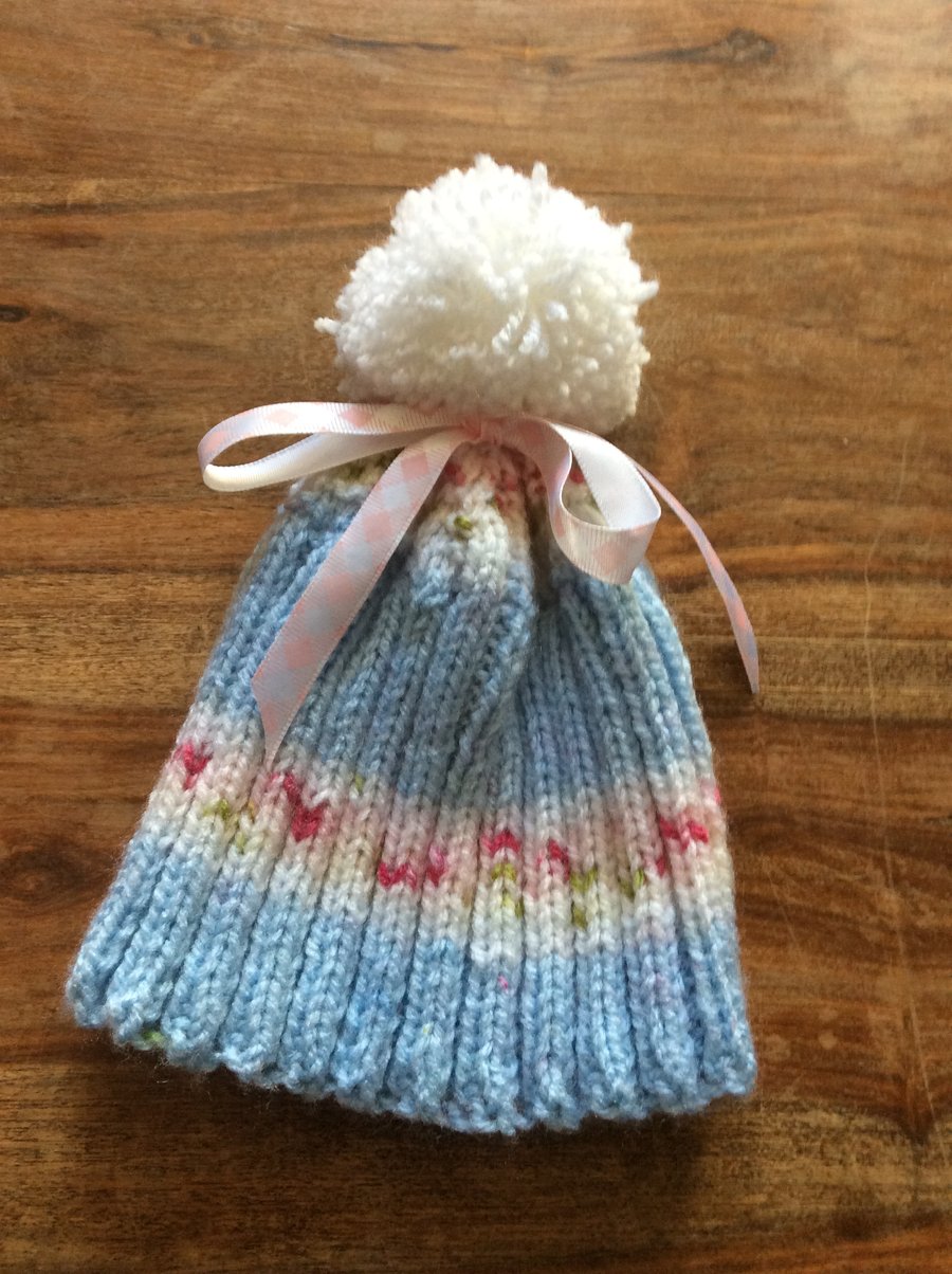 Baby rosebud bobble hat with ribbon (6-12 months)