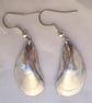 Smooth mussel shell pewter earrings - Image 1