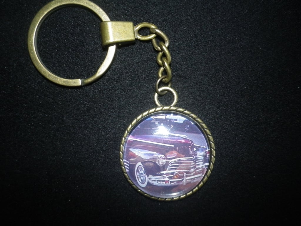 1946 Chevrolet Fleetline keychain,great car,30mm (1.25") image , vintage 1065