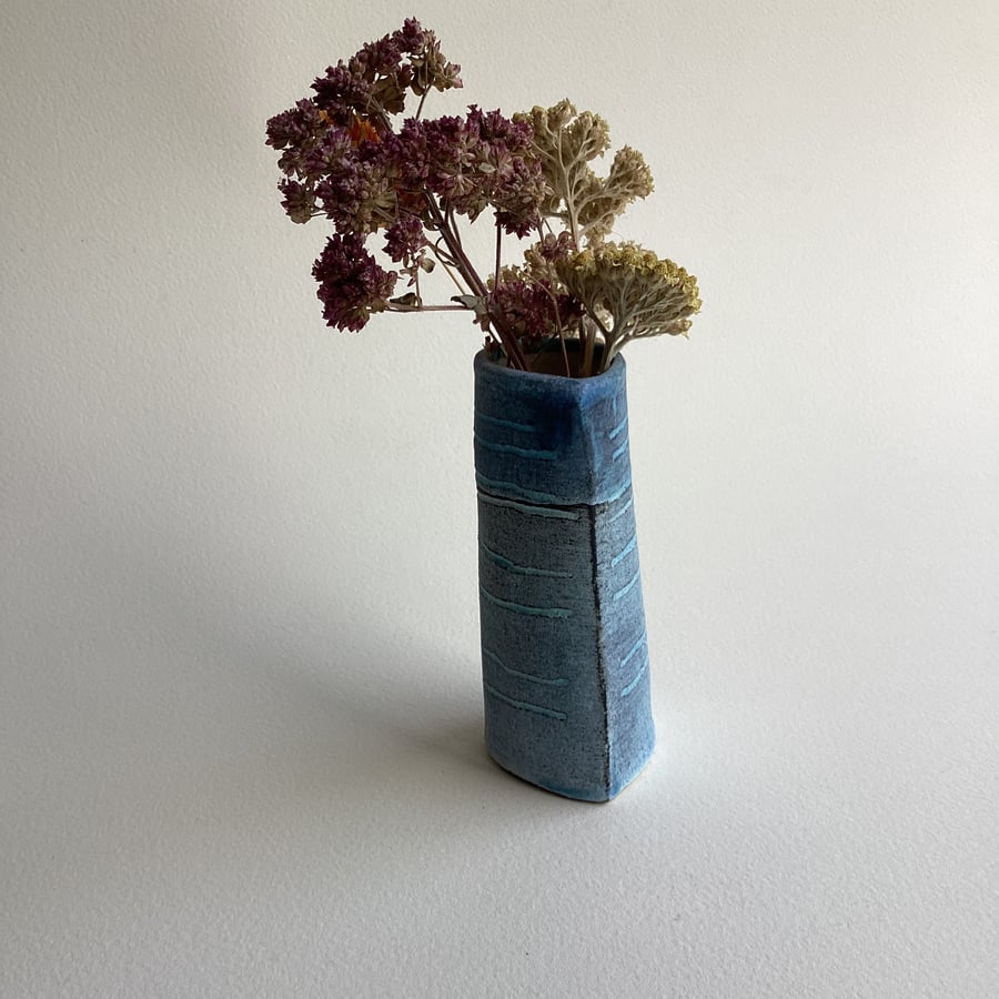 Dark Tracks Vase