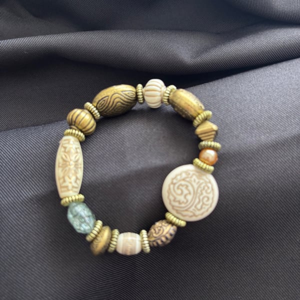Ethnic & boho style bracelet. 20 cm, for the larger wrist. 
