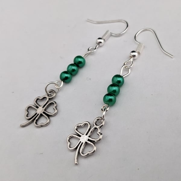 Dainty shamrock earrings