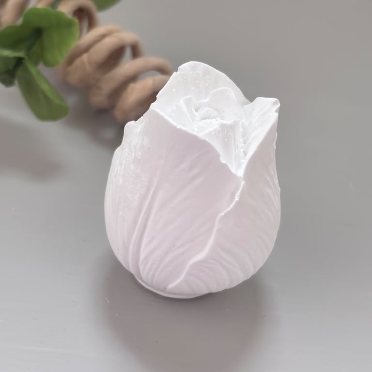 White Rose Bud Essential Oil Fragrance Diffuser - Eco Friendly Clay