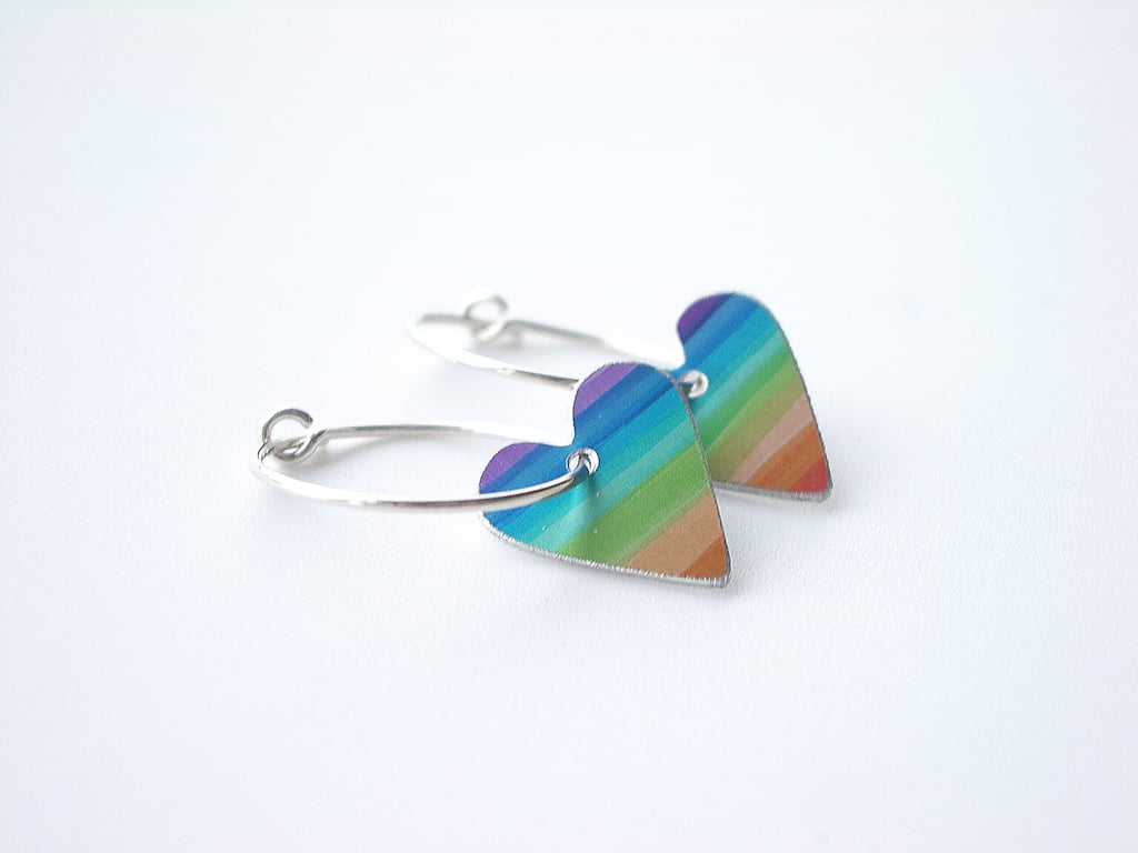 Heart hoop earrings with stripes