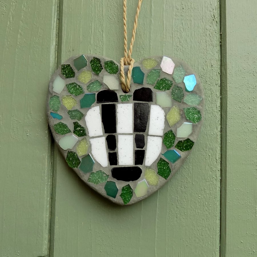 Badger Mosaic Hanging Heart Garden Decoration