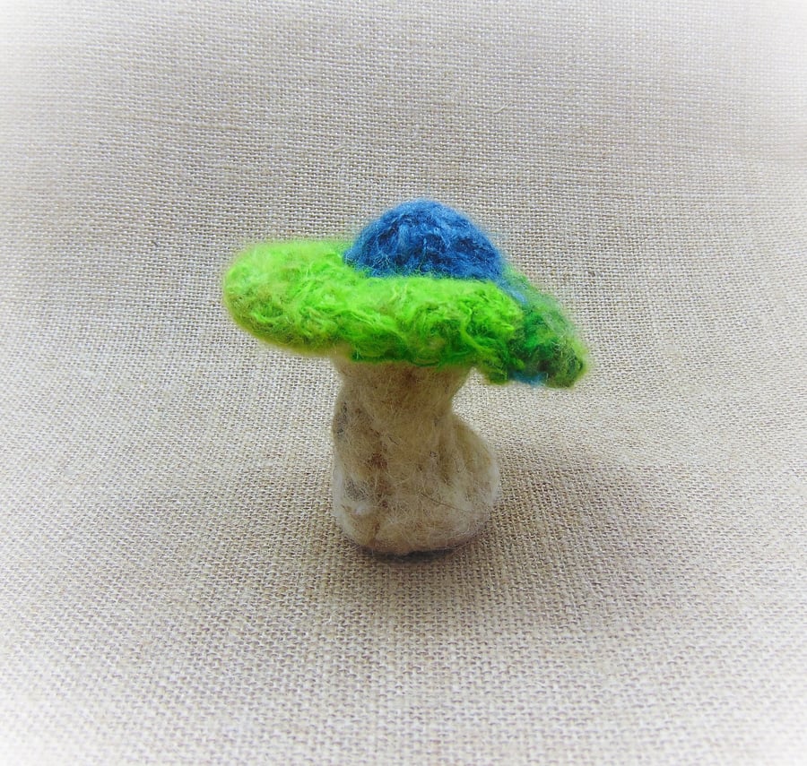 Woodland Mushroom, Soft Sculpture, Magic Mushroom, Felt Mushroom Decor, Mushroom