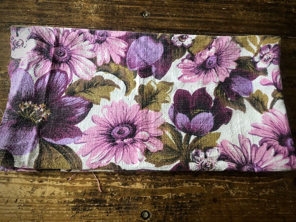 Vintage Barkcloth - Purple Daisies