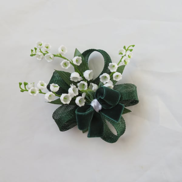 White Lily of the Valley Flower & Dark Bottle Forest Green Sinamay Loop Bow Clip