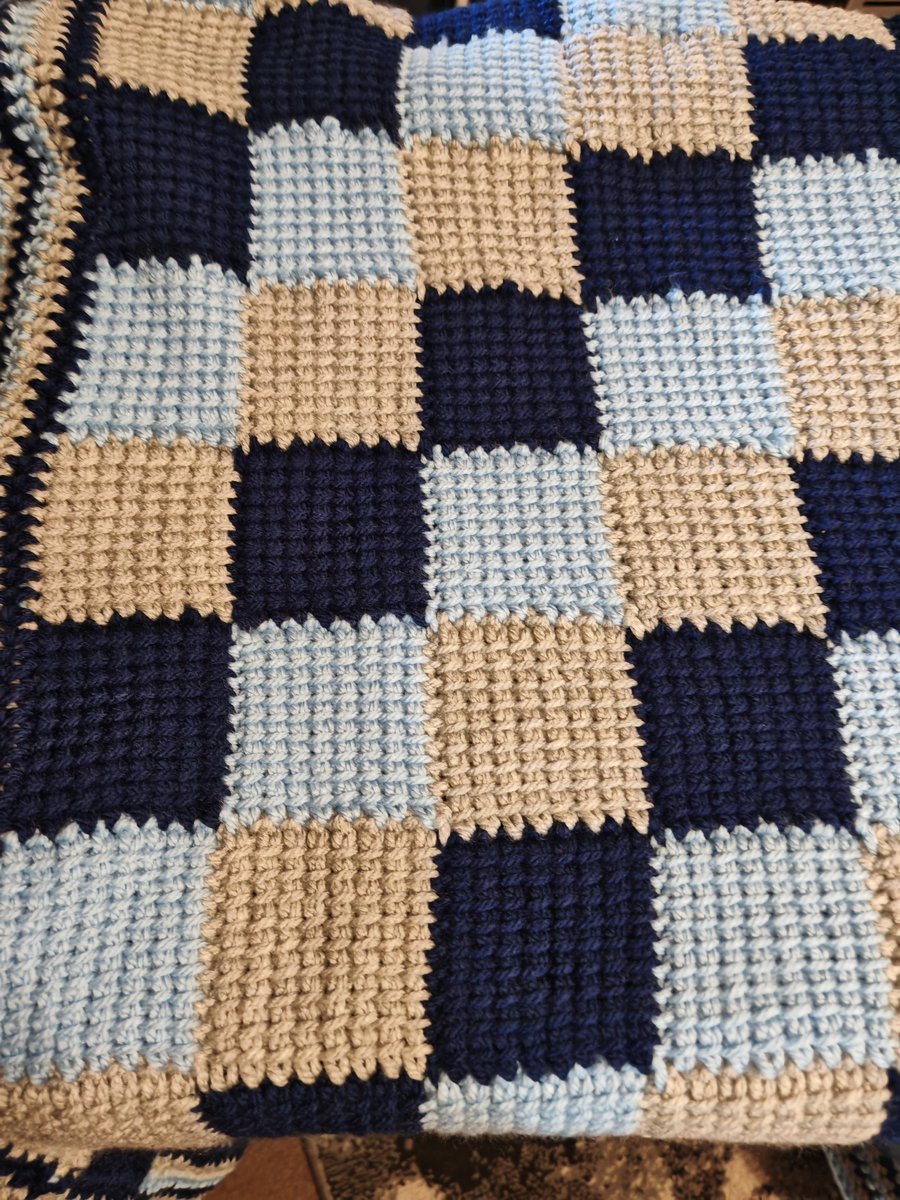 Single bed multicoloured blues' and grey blanket