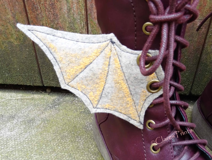 Steampunk Fabric Boot Wings Bat Wings Grey Gold Cosplay