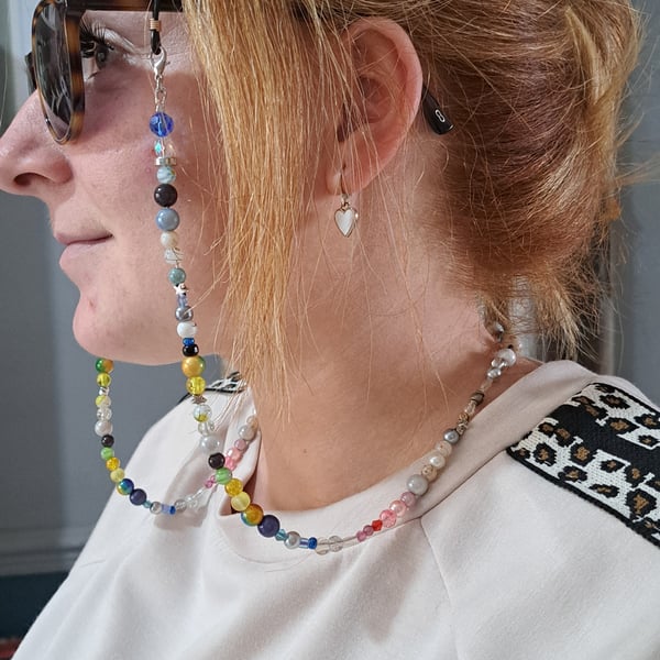 Sparkly funky glasses chain