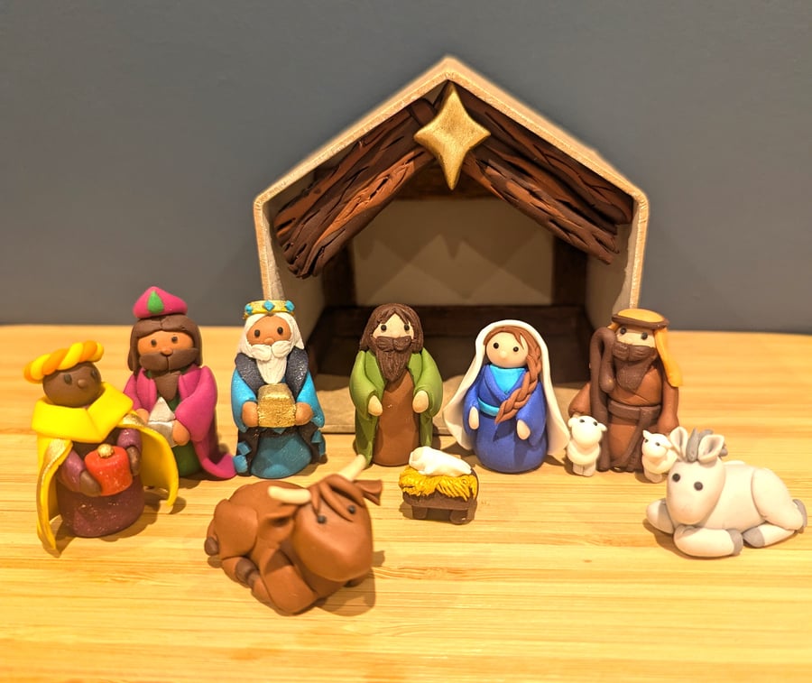 Mini traditional nativity set