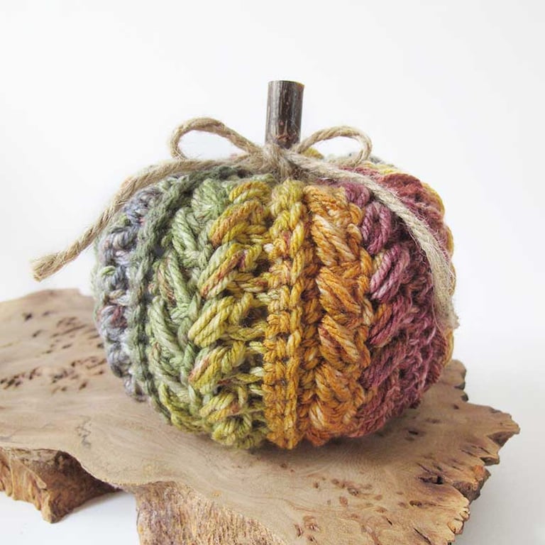 CROCHET PUMPKIN DECORATION AUTUMN HALLOWEEN large