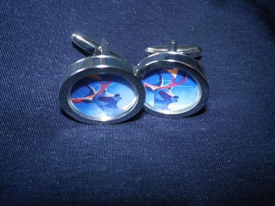 Red horned Stag, free shipping, gift wrapped, lovely image, Ref 8515