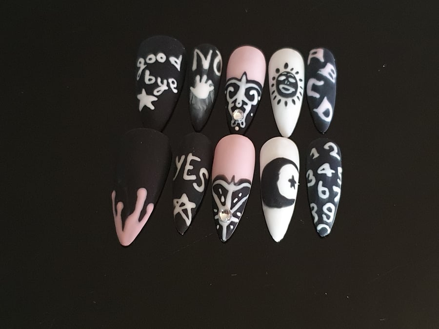 Ouija Press on Nails