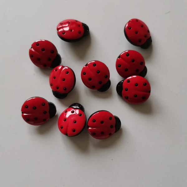 10 Ladybird Shank Buttons, 18mm x 20mm Buttons