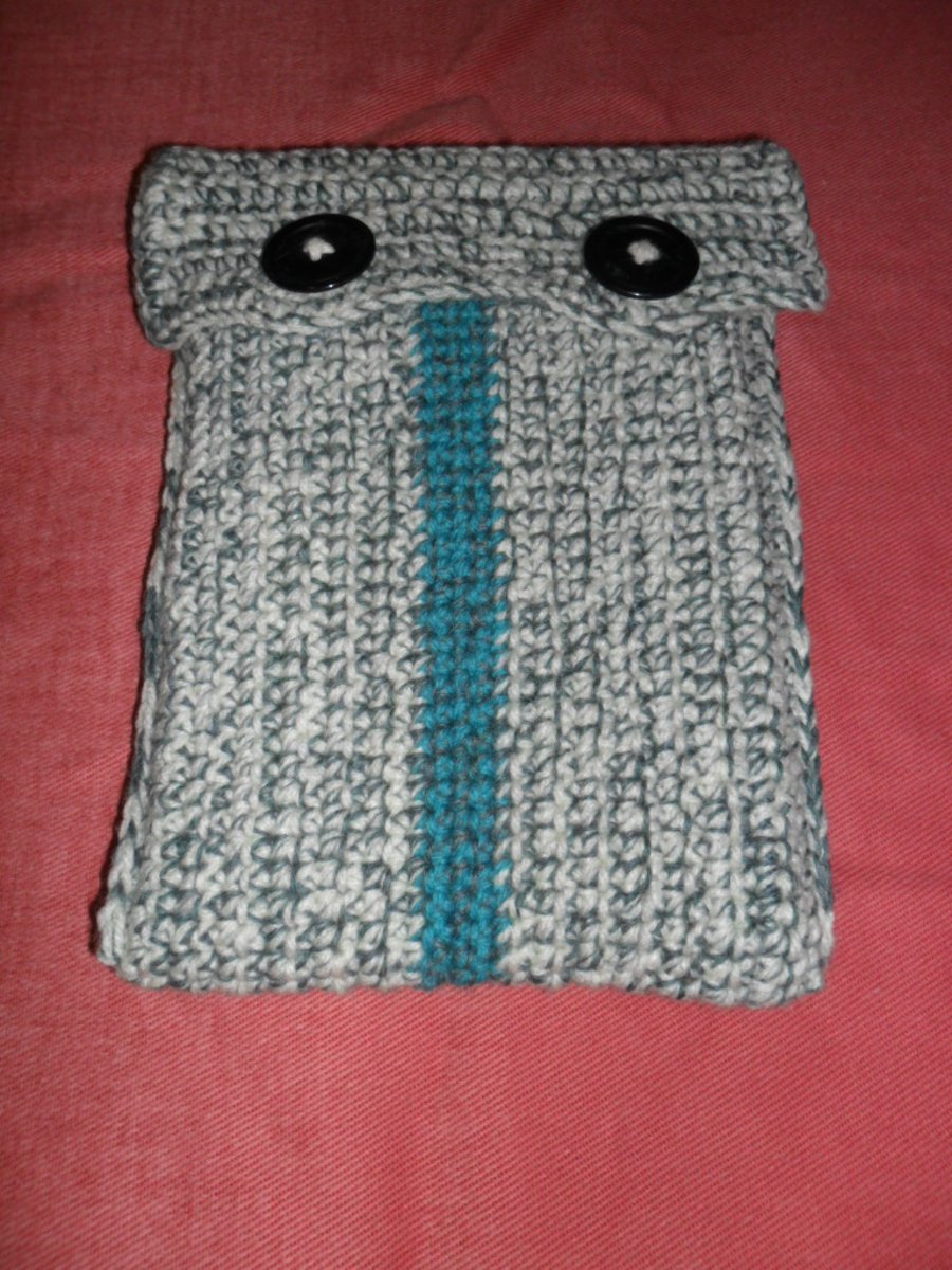 Kindle E-Reader Case, Crocheted in Greens