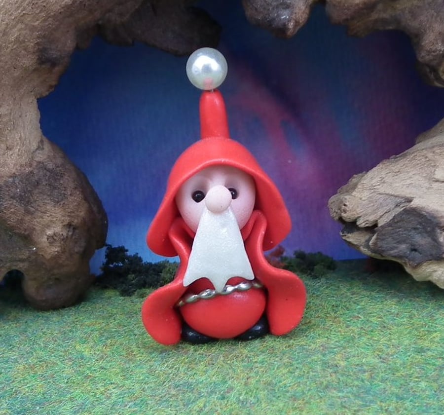 Gnome 'Nicholas' hiding in plain sight undercover Santa OOAK Sculpt Ann Galvin