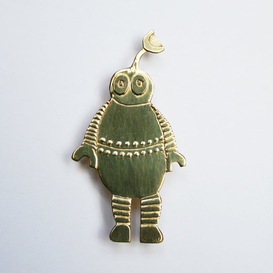 Fat robot brooch