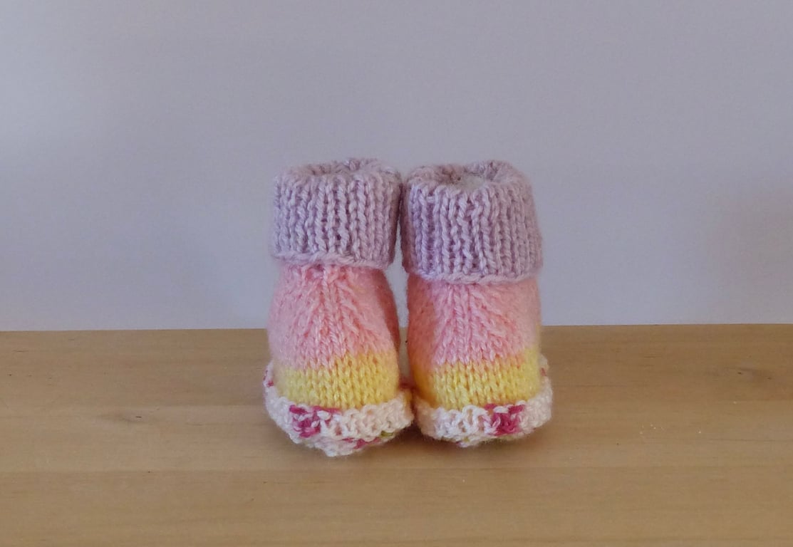 Knitted Baby Booties