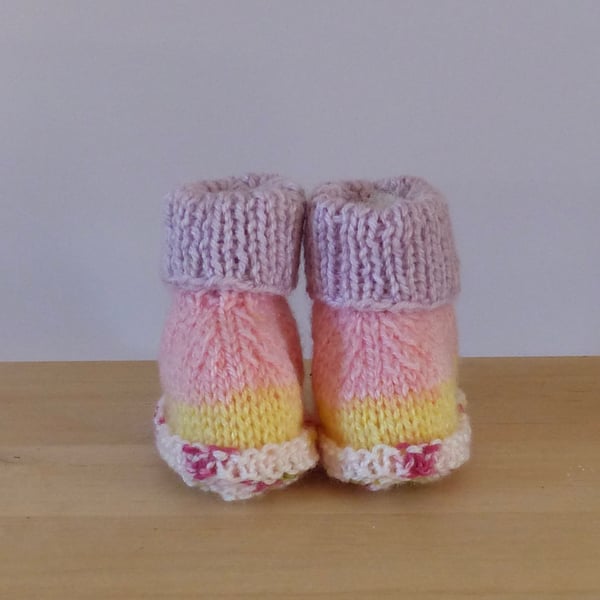 Knitted Baby Booties