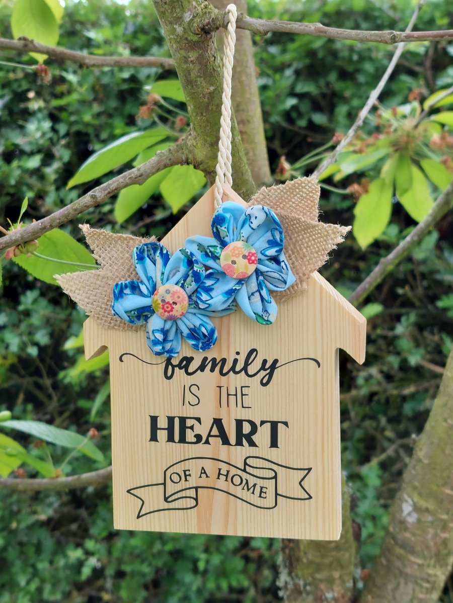 Natural Pine Hanging house decoration - "Family is the Heart"