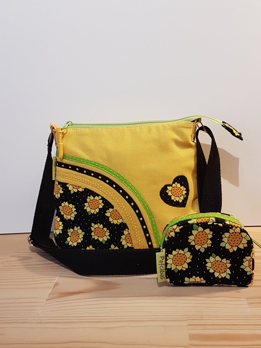 Small shoulder bag with mini purse,Tiny sunflowers 