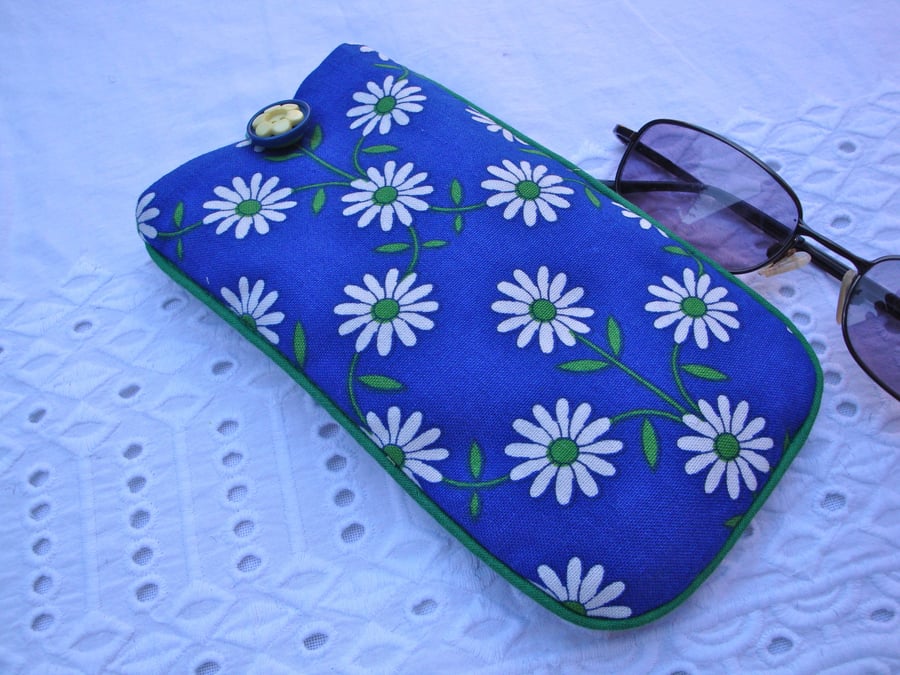 Cotton Glasses Case - sunglasses - reading - daisies .