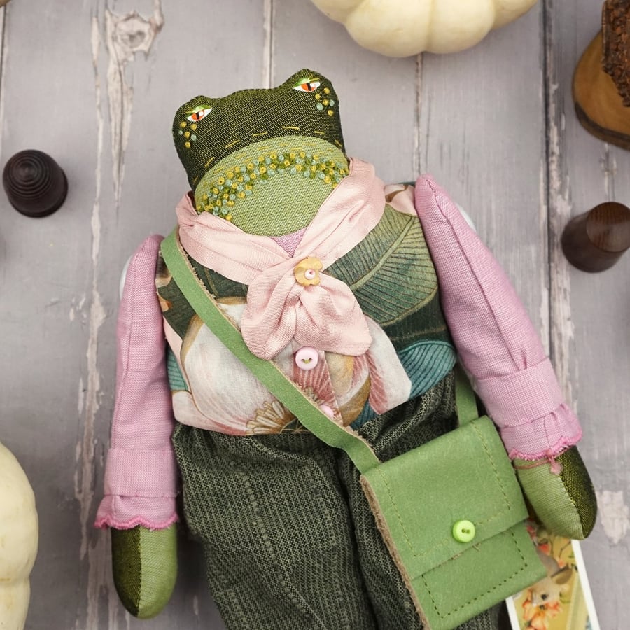 Edgar, A Tiny Grumpy Frog Doll