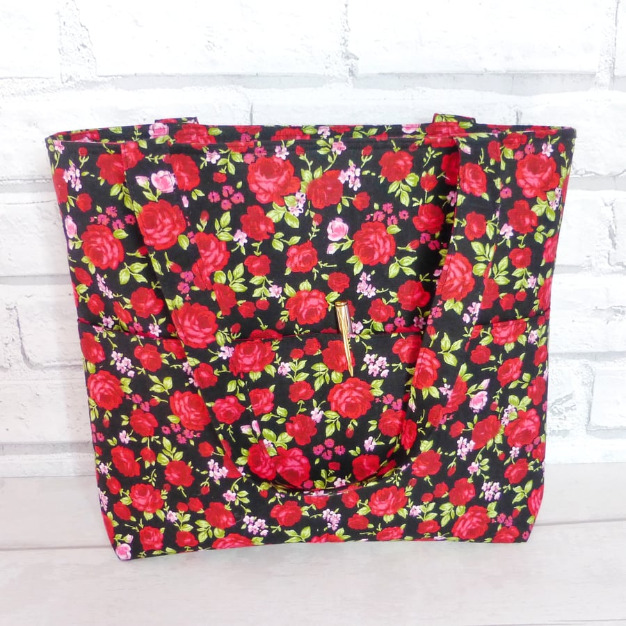 Red roses zipped Handbag, tote bag.