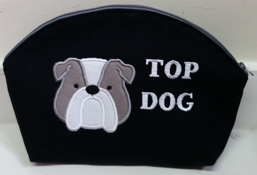 Black  wash bag with dog face design