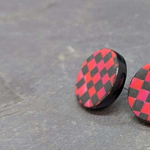 Red, pink and black chequerboard stud earrings 