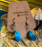 Dark blue heart-shaped earrings combine romantic charm  - Image 3
