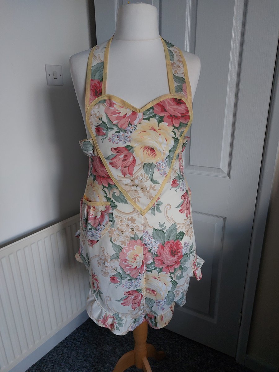 1940's retro style sweetheart apron  4